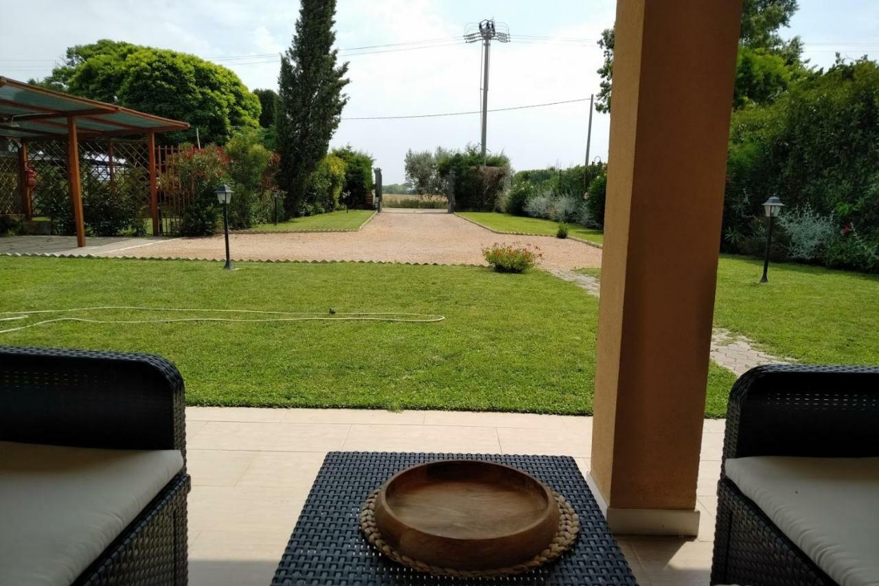 Oca Bianca Villa Pescia Romana Exteriör bild
